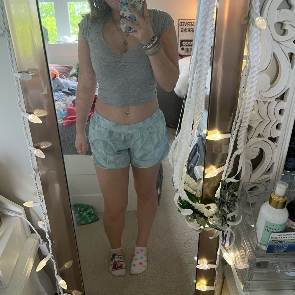 Lululemon Hotty Hots Low Rise Size 8 4”